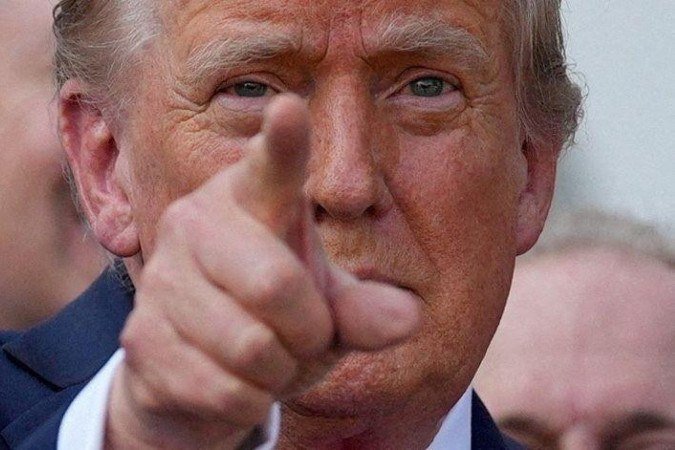 Jair Bolsonaro e Donald Trump se consideravam aliados no período em que ambos ocupavam a presidência de suas respectivas nações - (crédito: Getty Images) Jair Bolsonaro e Donald Trump se consideravam aliados no período em que ambos ocupavam a presidência de suas respectivas nações - (crédito: Getty Images)