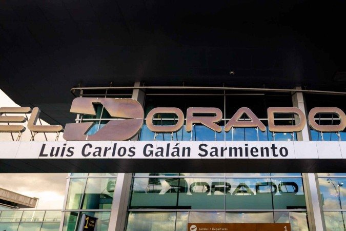 Aeroporto El Dorado, de Bogotá, é a principal porta de entrada para a Colômbia, que vive o auge do seu setor turístico - (crédito: Alejandro Martínez/AFP via Getty Images) Aeroporto El Dorado, de Bogotá, é a principal porta de entrada para a Colômbia, que vive o auge do seu setor turístico - (crédito: Alejandro Martínez/AFP via Getty Images)
