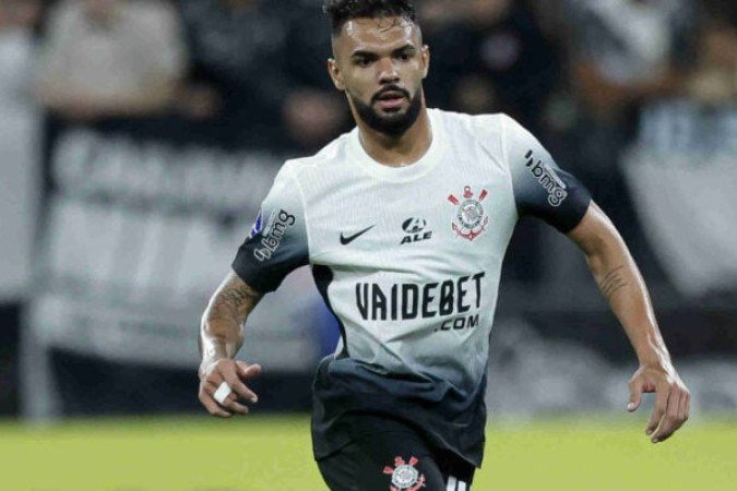    RANIELE – Um guerreiro na marcação, tentando levar o time à frente quando tinha a bola. Cobriu várias vezes o lateral e também Ramalho na zaga.  NOTA: 6,5 – Foto: Rodrigo Coca/Corinthians.