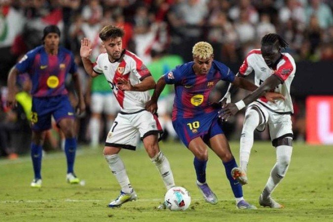 Lamien Yamal marca em pênalti polêmico. Mas o Barcelona nção sustenta a vuitóiria: 1 a 1 omo Rayo valelcano - (crédito: Foto: Angel Martinez/Getty Images) Lamien Yamal marca em pênalti polêmico. Mas o Barcelona nção sustenta a vuitóiria: 1 a 1 omo Rayo valelcano - (crédito: Foto: Angel Martinez/Getty Images)