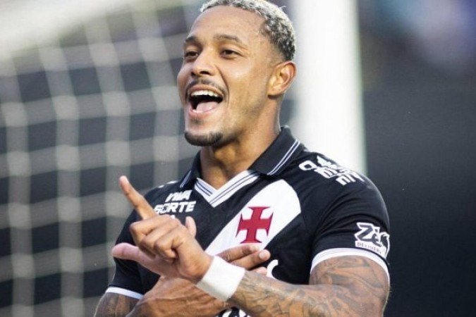 DAVID - Figurante na partida. Ficou meio perdido. Era para ter dado um fÃŽlego a mais para o ataque cruz-maltino - NOTA: 5,0 - Foto: Matheus Lima/Vasco