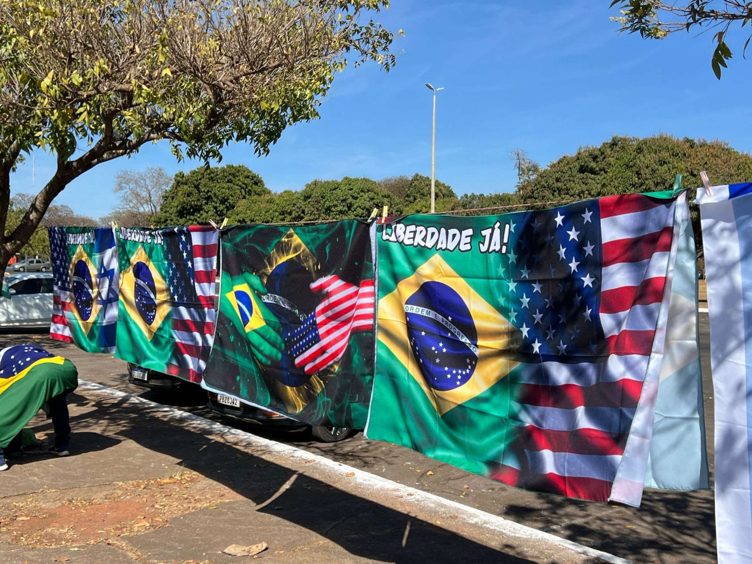 Carreata de apoiadores do ex-presidente Jair Bolsonaro, neste domingo (31/8)