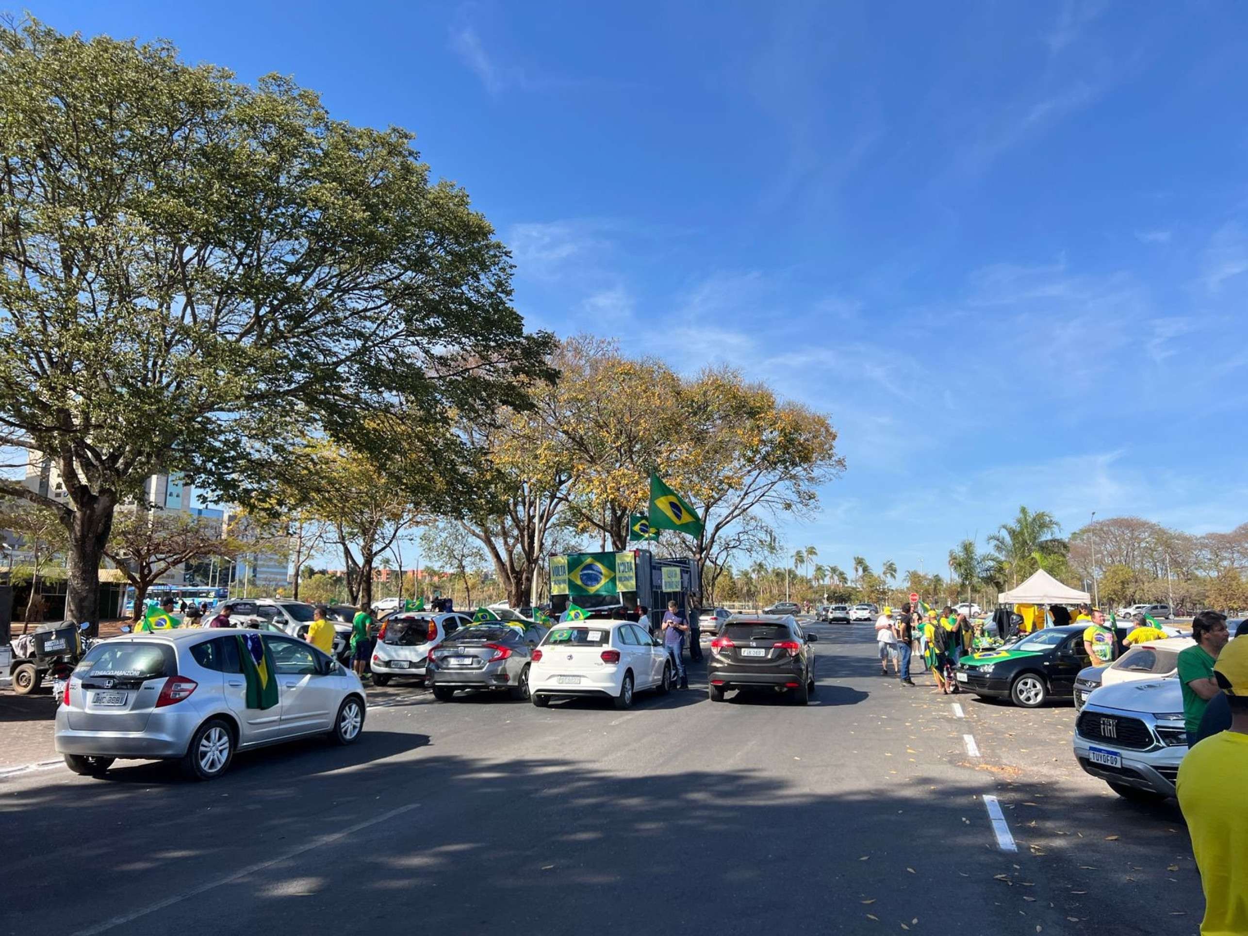 Carreata de apoiadores do ex-presidente Jair Bolsonaro, neste domingo (31/8)