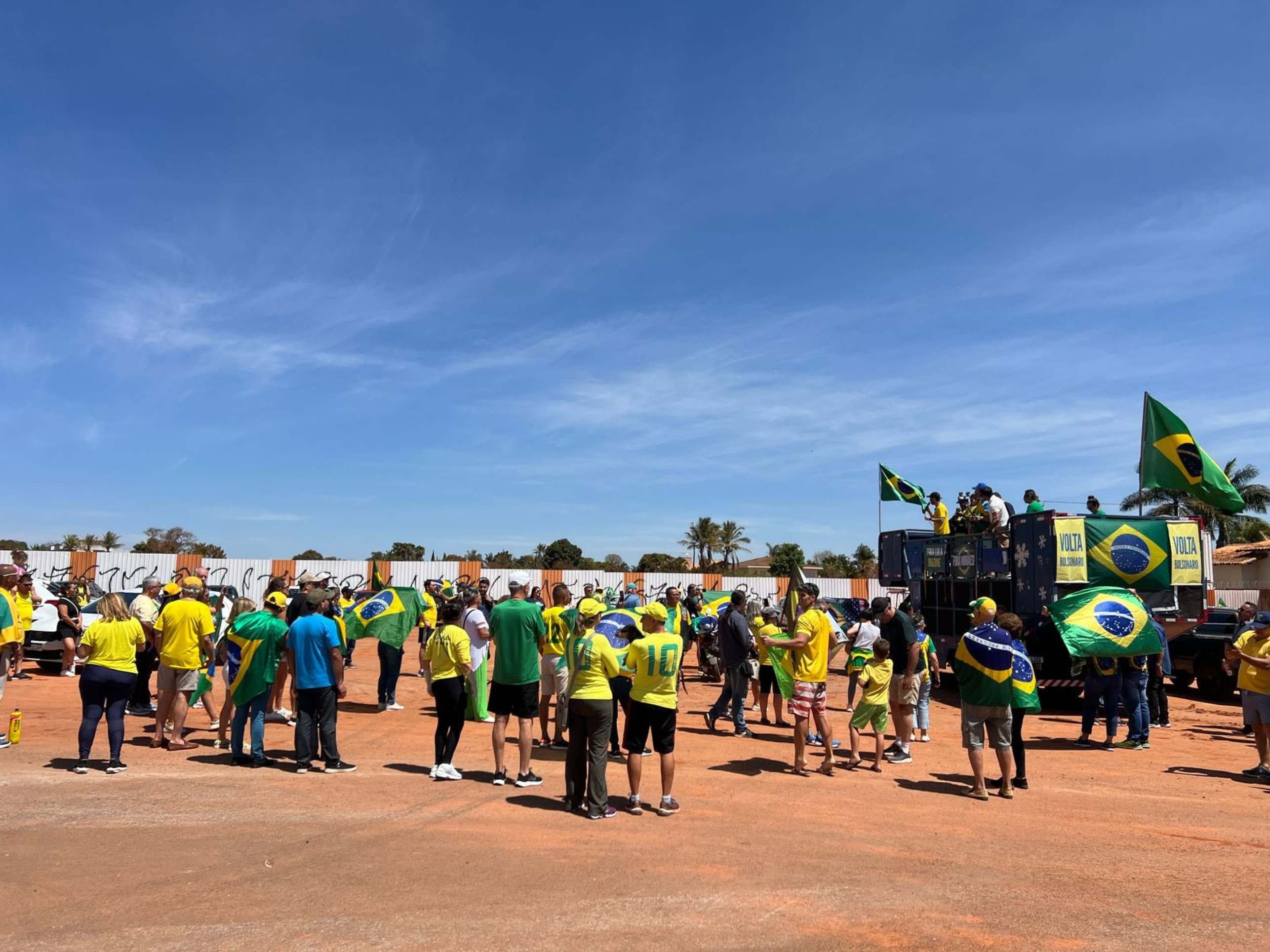 Carreata de apoiadores do ex-presidente Jair Bolsonaro, neste domingo (31/8)