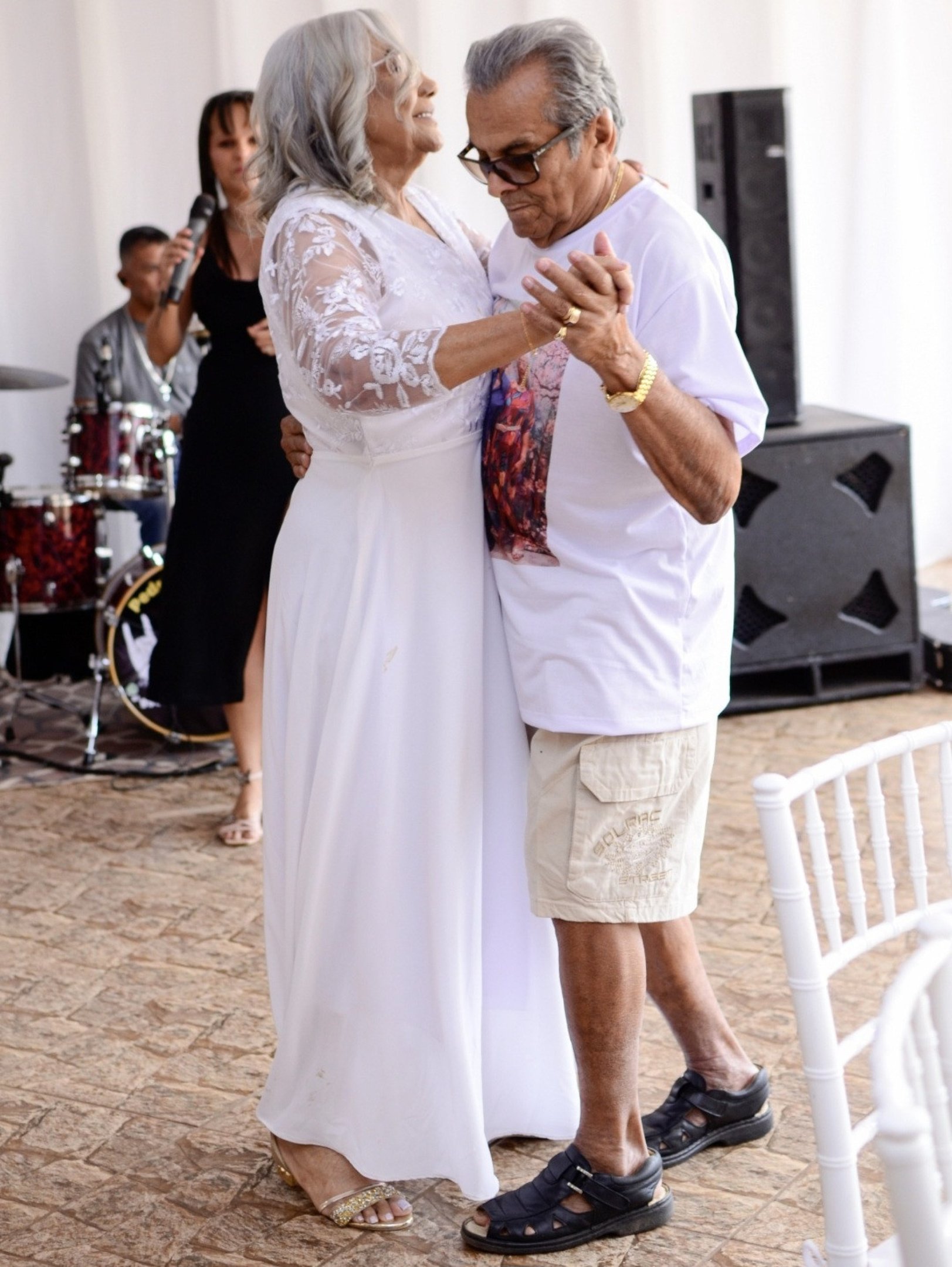 Francisco e Maria destacaram a surpresa que tiveram ao ver a festa tão linda e a família unida