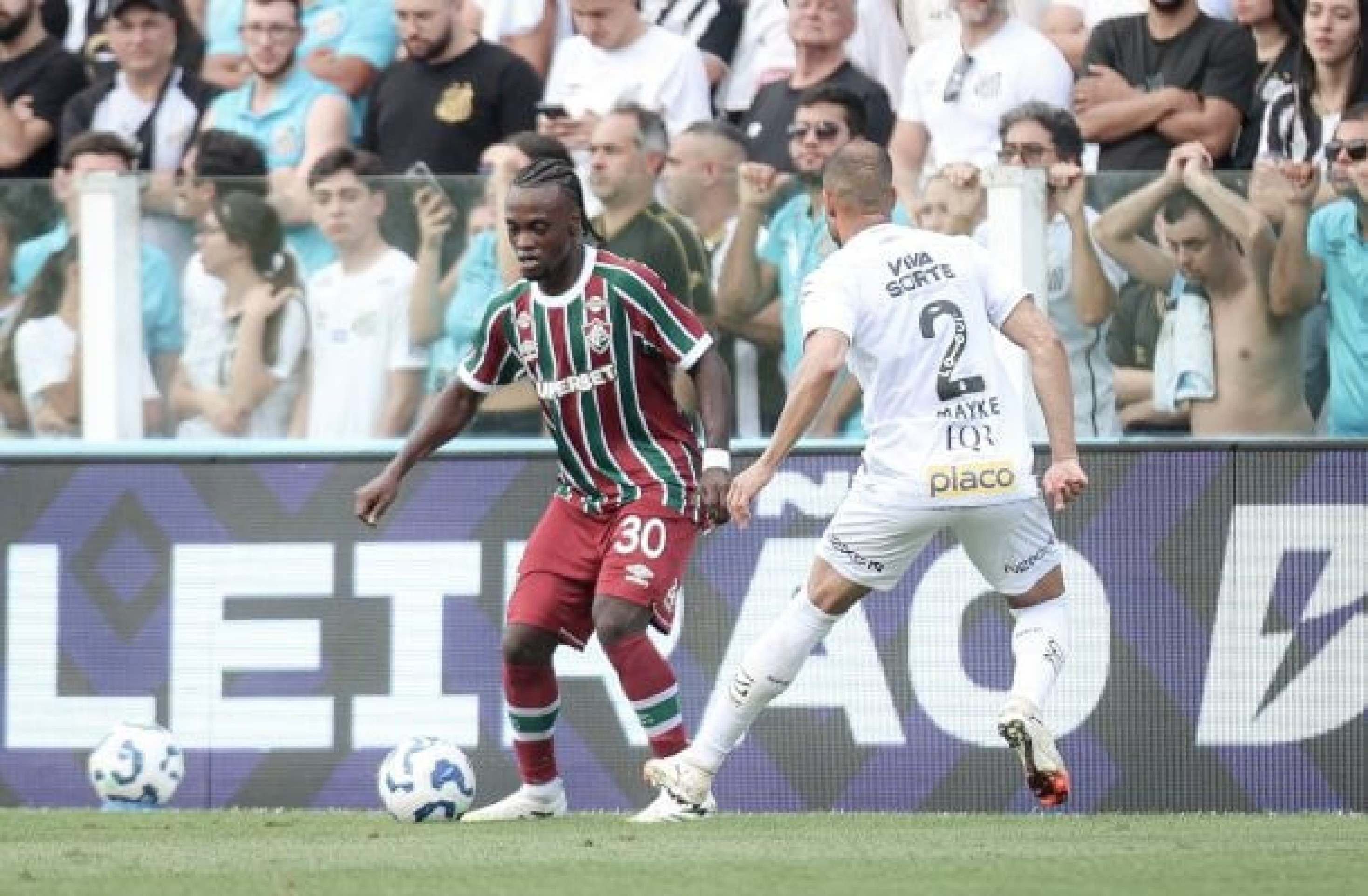 Santi Moreno mostra entrega em estreia como titular no Fluminense; veja números