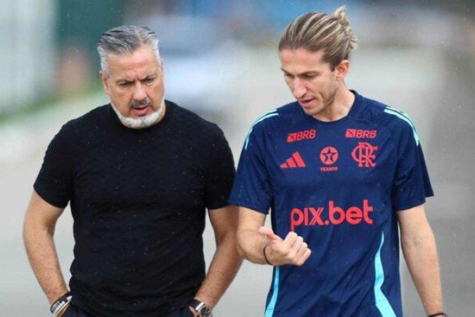 José Boto e Filipe Luís respondem sobre mais contratações - (crédito: Foto: Gilvan de Souza / Flamengo) José Boto e Filipe Luís respondem sobre mais contratações - (crédito: Foto: Gilvan de Souza / Flamengo)