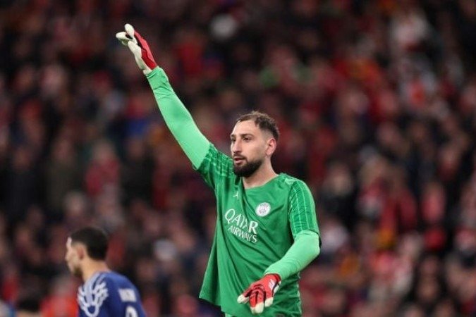 Donnarumma em ação com a camisa do Paris Saint-Germain na última temporada - (crédito: Foto: Julian Finney/Getty Images) Donnarumma em ação com a camisa do Paris Saint-Germain na última temporada - (crédito: Foto: Julian Finney/Getty Images)