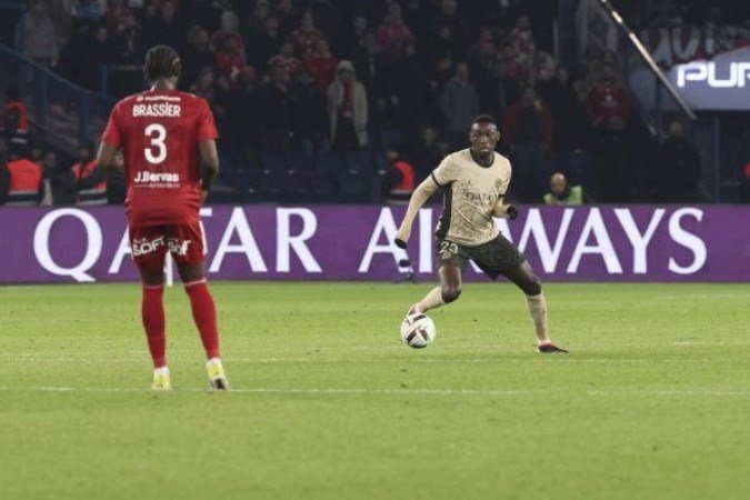 Revelado pelo Nantes e com destaque no Eintracht Frankfurt, o francês chegou ao PSG em 2023 por 95 milhões de euros - (crédito: Foto: Catherine Steenkeste/Getty Images) Revelado pelo Nantes e com destaque no Eintracht Frankfurt, o francês chegou ao PSG em 2023 por 95 milhões de euros - (crédito: Foto: Catherine Steenkeste/Getty Images)