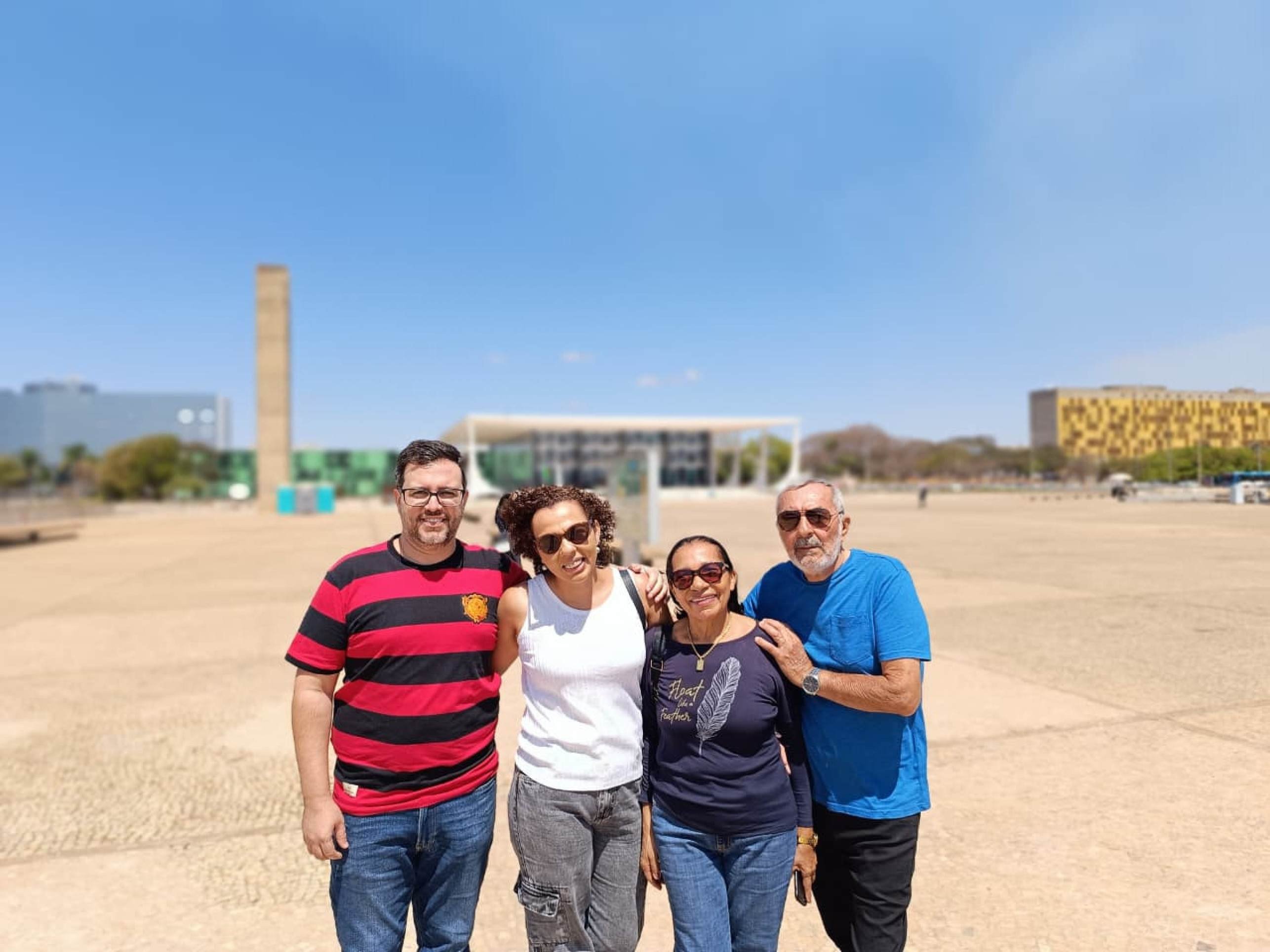 Ionara visitou a praça com a família e sentiu o aumento no policiamento