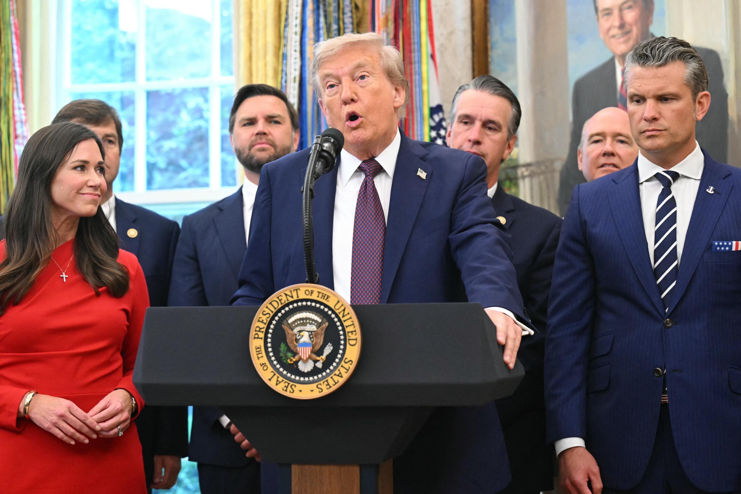 Donald Trump faz pronunciamento no Salão Oval da Casa Branca Donald Trump faz pronunciamento no Salão Oval da Casa Branca