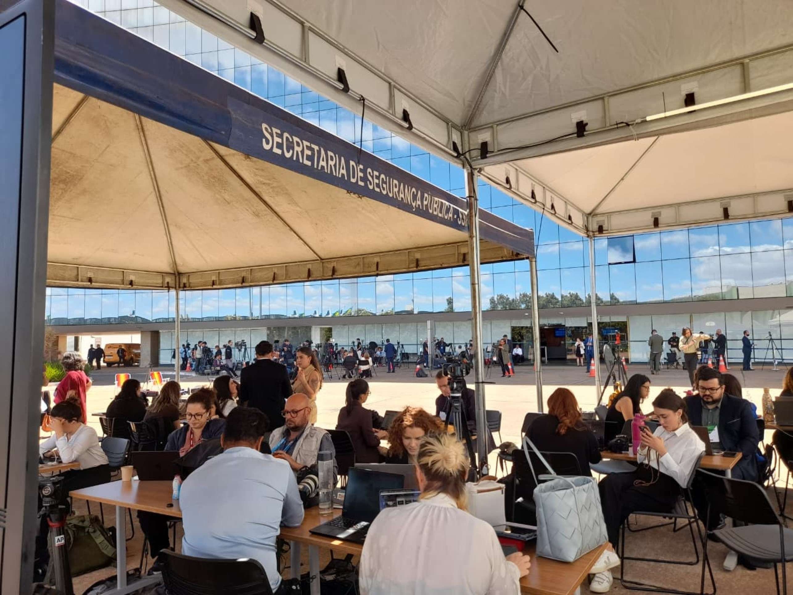 Primeiro dia de julgamento de Jair Bolsonaro e do Núcleo 1 no STF