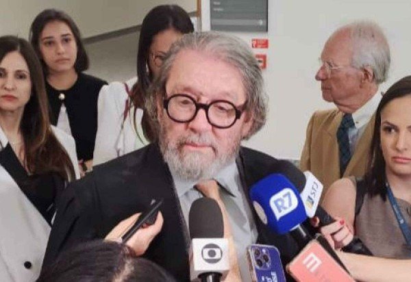 ED ALVES/CB/D.A.Press