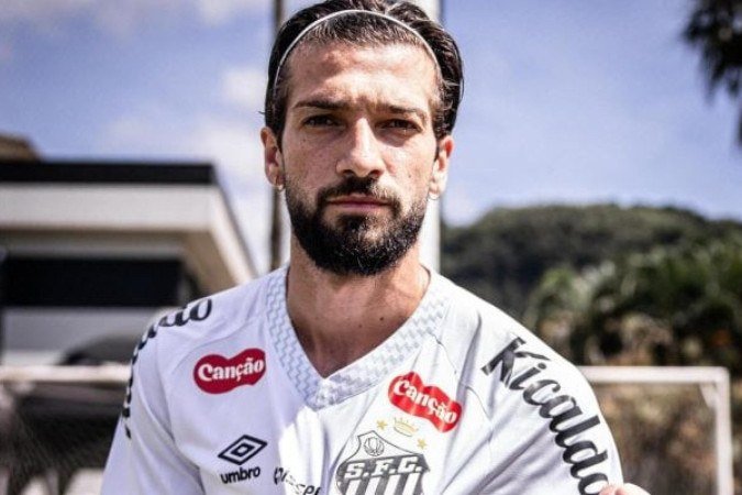 Santos anuncia contraração de Lautaro Díaz -  (crédito: Foto: Divulgação / Santos)