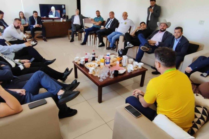 Reunião na casa do líder da oposição na Câmara, deputado Luciano Zucco (PL-RS), para discutir estratégia em torno da proposta de anistia  -  (crédito: Apolos Neto)