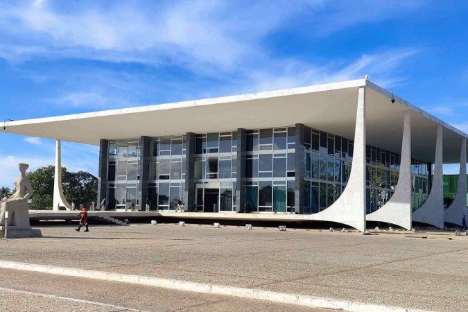 Horas antes de julgamento histórico, clima na Esplanada é de normalidade
 -  (crédito: Ed Alves CB/DA Press)