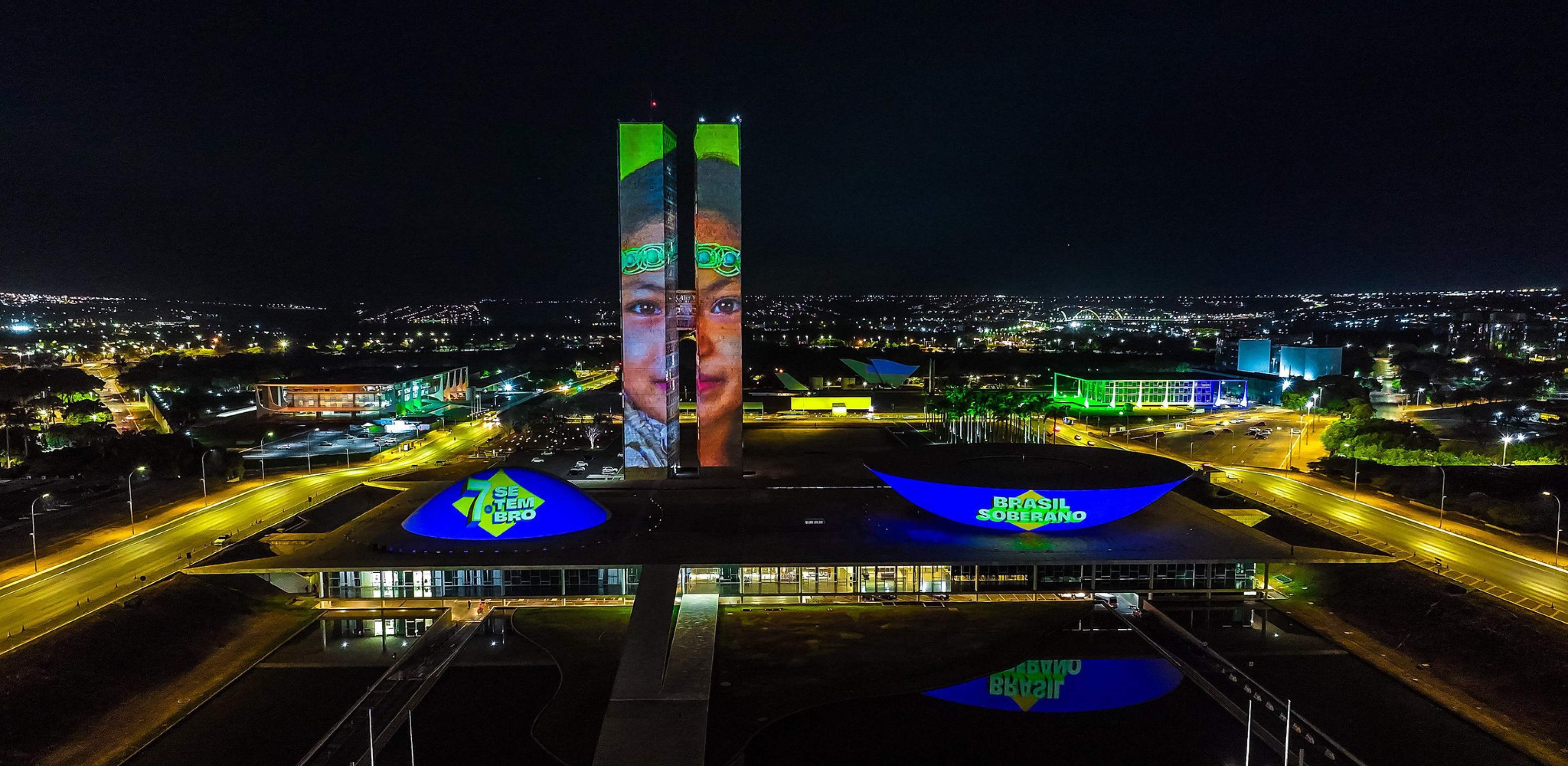 O Congresso Nacional e o Museu da RepÃºblica recebem nesta semana projeÃ§Ãµes com  o lema 