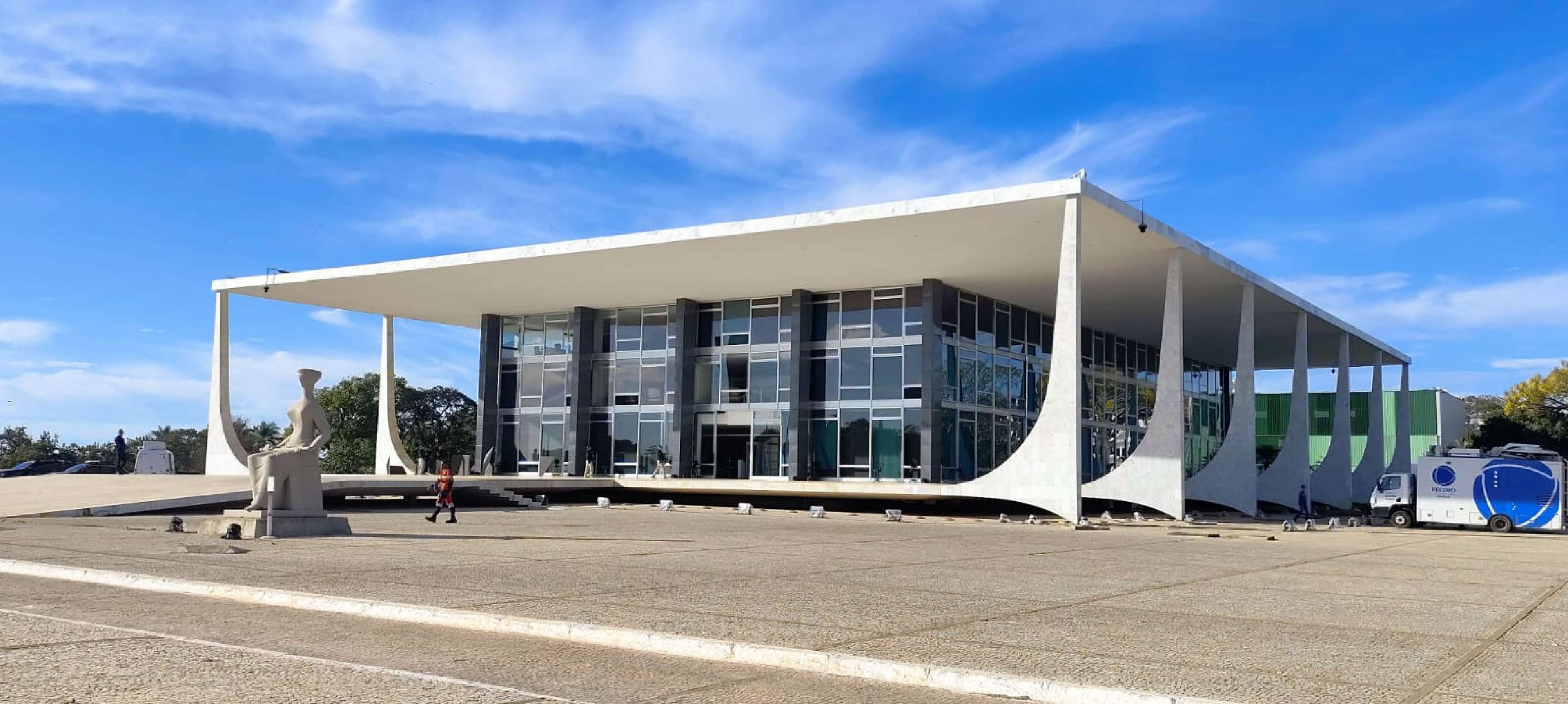 Julgamento de Bolsonaro: monitoramento, cães farejadores e entrada restrita na Praça dos Três Poderes