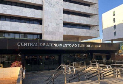  Neste s&aacute;bado (7/3), os cart&oacute;rios eleitorais e a Central de Atendimento ao Eleitor (CAE) estar&atilde;o abertos ao p&uacute;blico das 8h &agrave;s 15h -  (crédito: Nath&aacute;lia Queiroz) - Neste s&aacute;bado (7/3), os cart&oacute;rios eleitorais e a Central de Atendimento ao Eleitor (CAE) estar&atilde;o abertos ao p&uacute;blico das 8h &agrave;s 15h -  (crédito: Nath&aacute;lia Queiroz)
