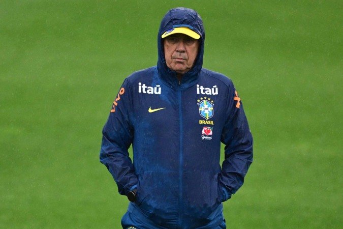 Carlo Ancelotti treina a Seleção Brasileira pela primeira vez na Granja Comary, em Teresópolis, Região Serrana do Rio - (crédito: Pablo Porciuncula/AFP) Carlo Ancelotti treina a Seleção Brasileira pela primeira vez na Granja Comary, em Teresópolis, Região Serrana do Rio - (crédito: Pablo Porciuncula/AFP)
