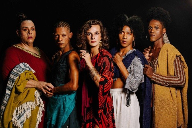 Espetáculo cujo elenco é formado por pessoas trans não foi Espetáculo cujo elenco é formado por pessoas trans não foi