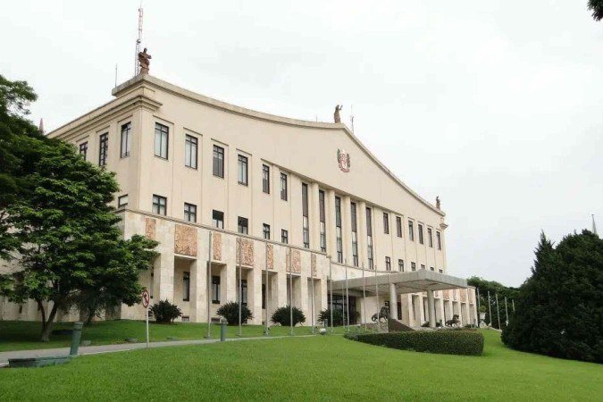 O certame, composto por provas objetiva e discursiva, será executado sob a responsabilidade da Fundação Getúlio Vargas (FGV). As provas serão realizadas na cidade de São Paulo em 14 de dezembro -  (crédito: Reprodução/CGE-SP)