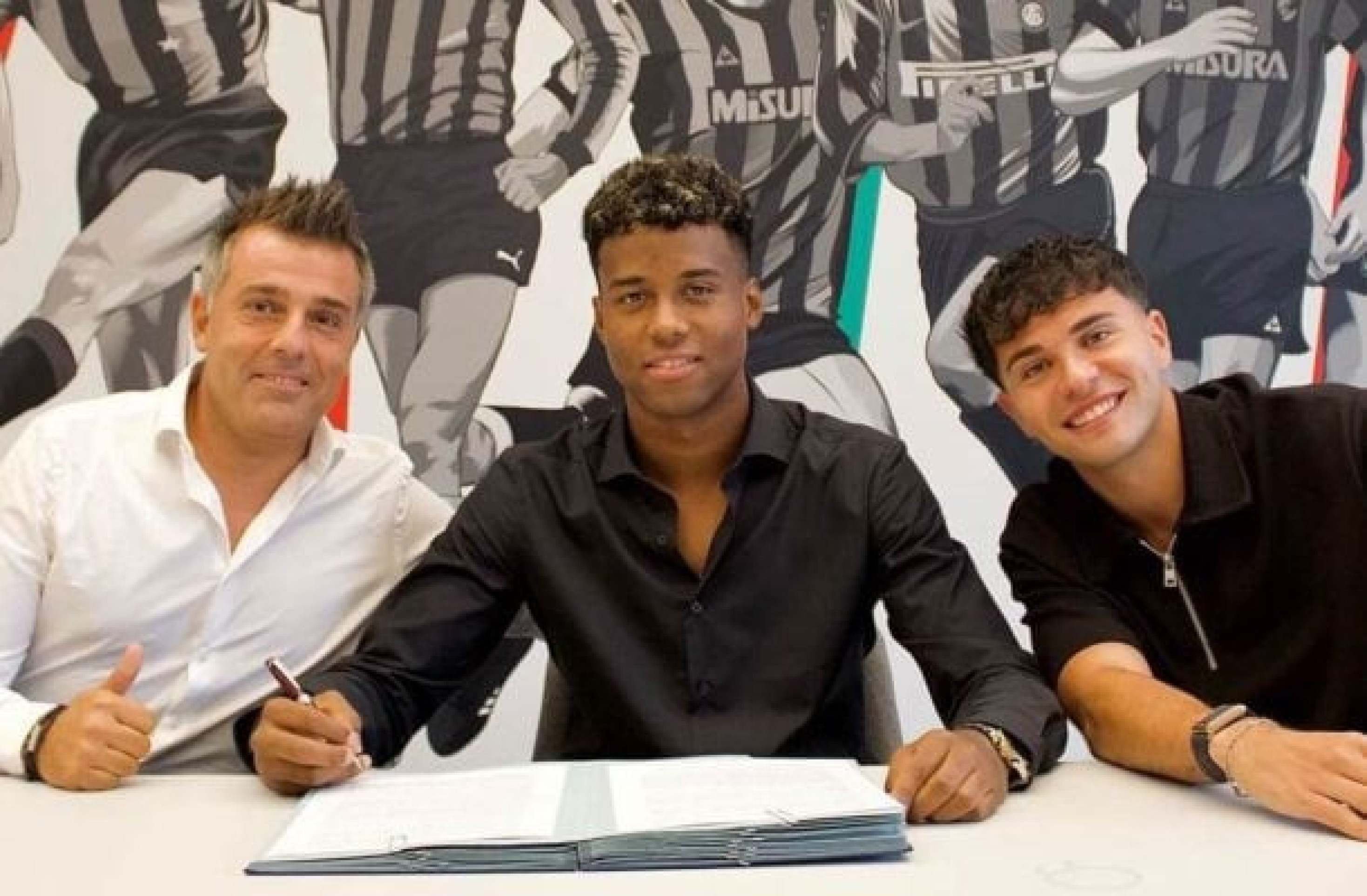 Jovem colombiano renova por quatro anos com a Inter de Milão