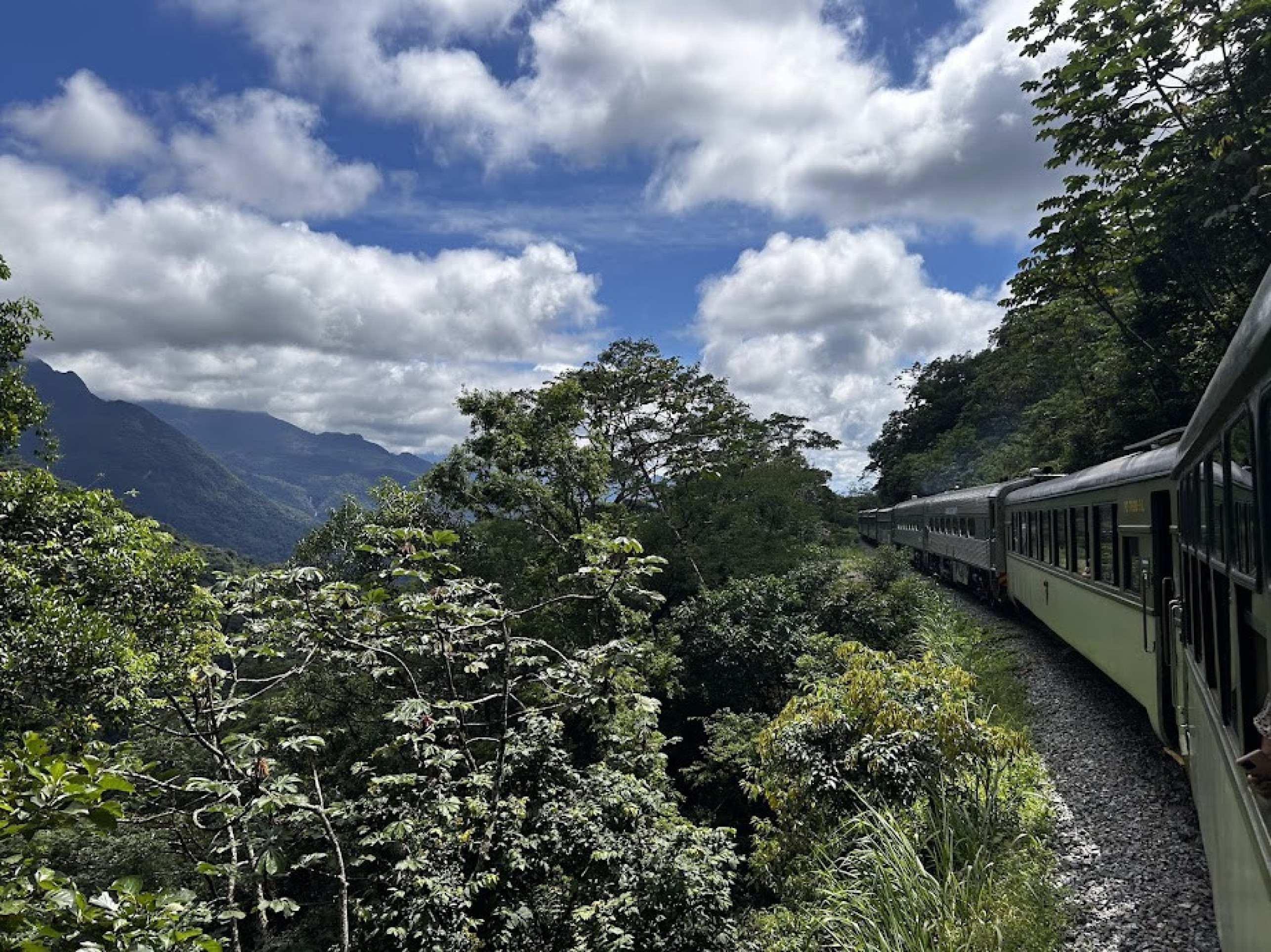 Uma viagem no tempo pelos trilhos da Serra do Mar Paranaense