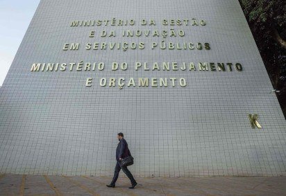 Nomeados devem agora encaminhar a documentação obrigatória, disponível no Portal do Servidor, por meio da plataforma digital SouGov.br -  (crédito: Rafa Neddermeyer/Agência Brasil)