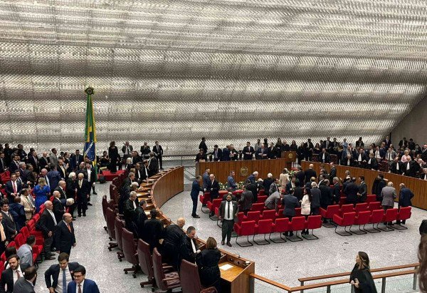 Danandra Rocha/CB/D.A Press