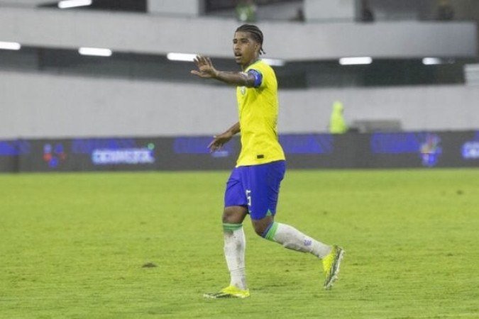 ANDREY - Substituiu Casemiro aos 20 do segundo tempo.Jogo discreto, mas sem erros. NOTA 6,0. Foto: Rafael Ribeiro / CBF