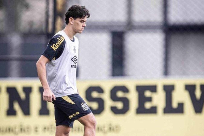 JP Chermont perdeu espaço no elenco do Santos  -  (crédito: Foto: Raul Baretta/ Santos)