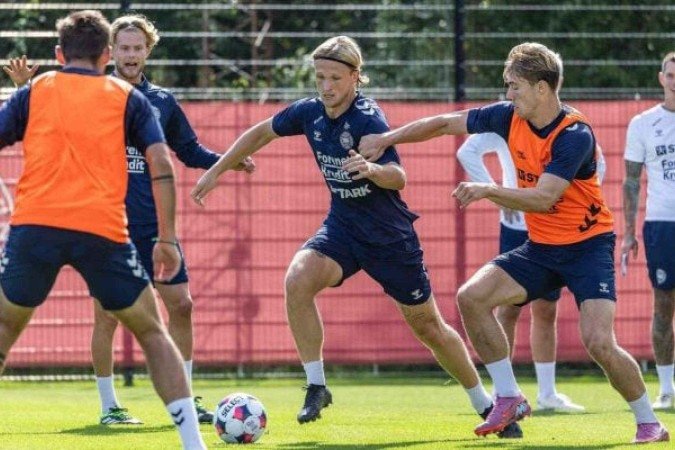Jogadores da Dinamarca durante treinamento da seleção - (crédito: Foto: Divulgação) Jogadores da Dinamarca durante treinamento da seleção - (crédito: Foto: Divulgação)