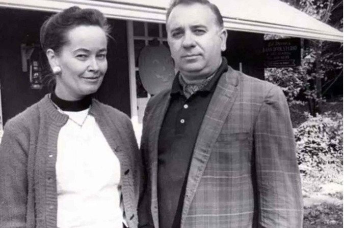 Ed e Lorraine Warren da vida real, interpretados por Patrick Wilson e Vera Farmiga nos filmes -  (crédito: Divulgação )