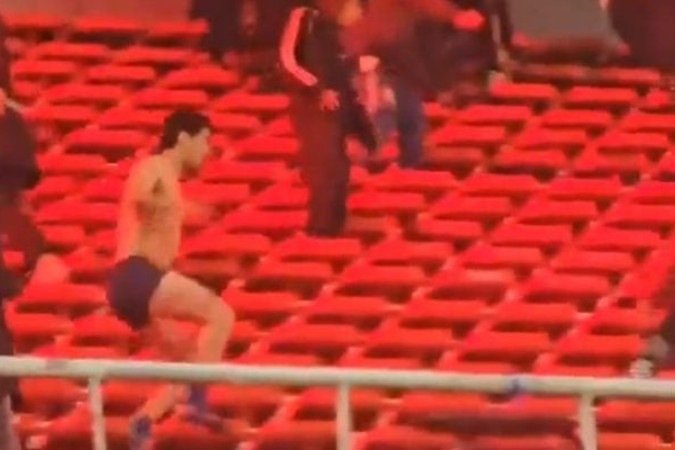 Cenas de selvageria foram passadas para todo o mundo -  (crédito: Foto: Reprodução)