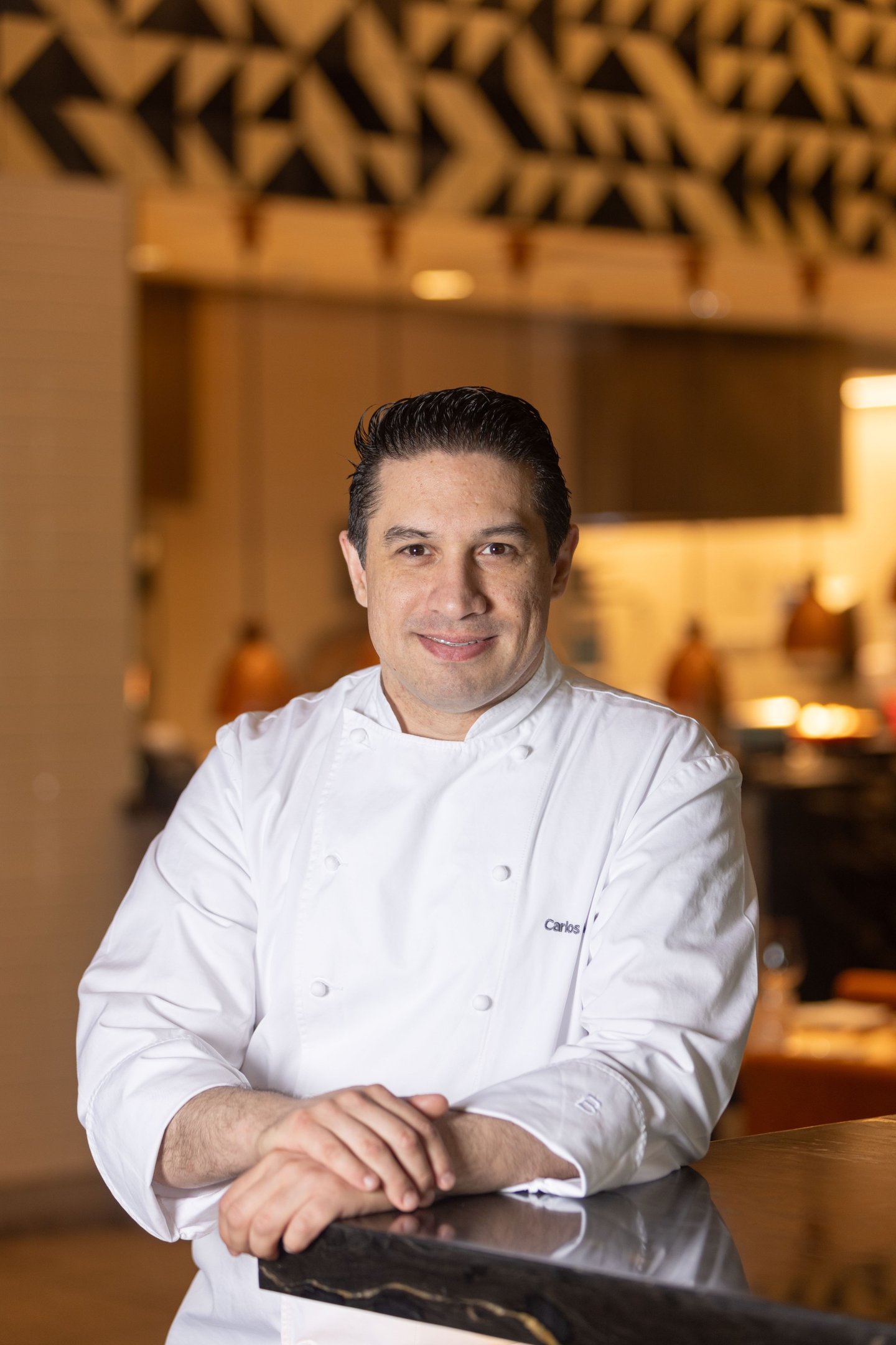 O chef Carlos Leiva está à frente do Restaurante Neto