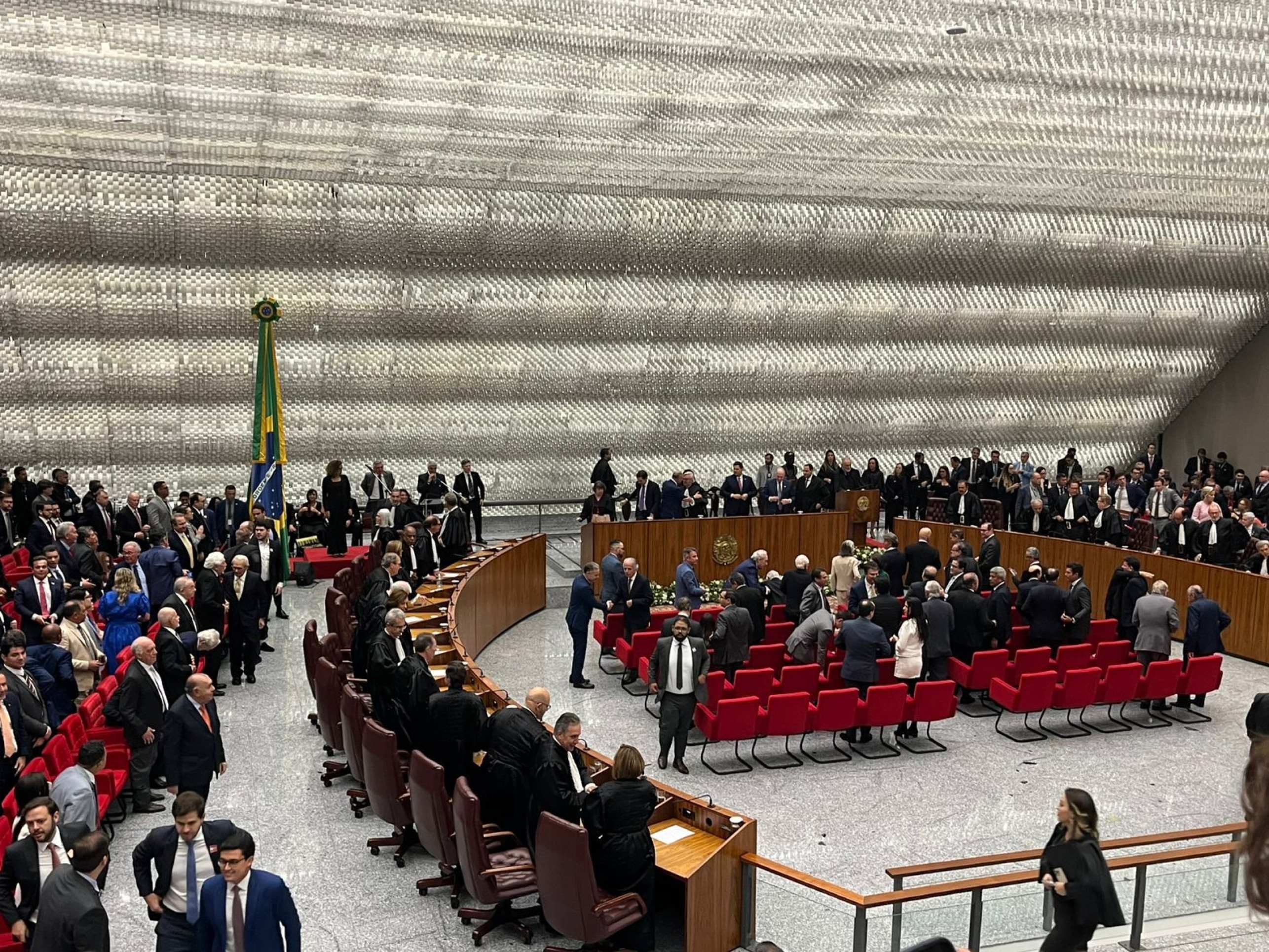 cerim&ocirc;nia de posse dos ministros Marluce Caldas e Carlos Pires Brand&atilde;o