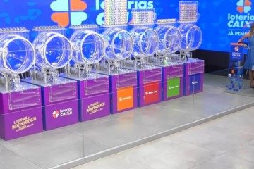 Confira o sorteio das loterias desta sexta - (crédito: Reprodução/Youtube) Confira o sorteio das loterias desta sexta - (crédito: Reprodução/Youtube)