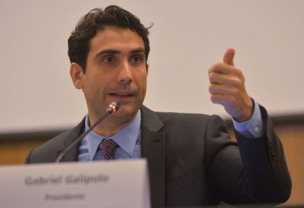  Ed Alves CB/DA Press