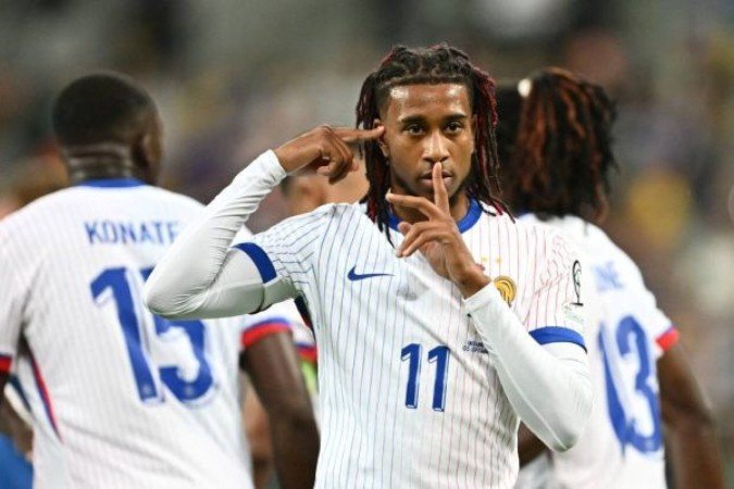 Olise comemora o gol marcado na vitória sobre a Ucrânia - (crédito: Foto: Mateusz Slodkowski/Getty Images) Olise comemora o gol marcado na vitória sobre a Ucrânia - (crédito: Foto: Mateusz Slodkowski/Getty Images)