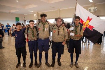 O grupo de Escoteiros São Domingos Sávio marcou presença 