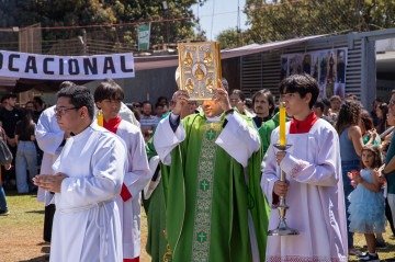 A manhã foi marcada por pregações voltadas ao público jovem 