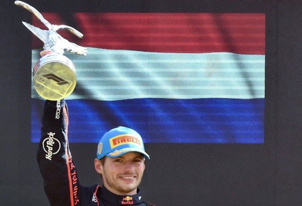 O piloto da Formula 1 Max Verstappen apareceu na lista da Forbes como o mais bem pago no ano de 2025 -  (crédito:  AFP)