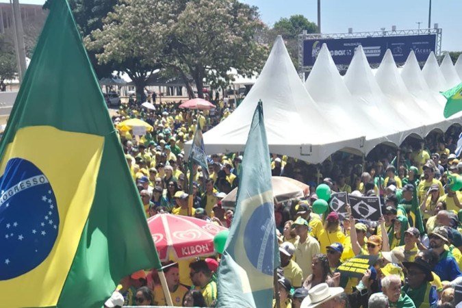 Bolsonaristas fazem ato pró-anistia em feriado do Dia da Independência - (crédito: Minervino Júnior/CB/D.A Press) Bolsonaristas fazem ato pró-anistia em feriado do Dia da Independência - (crédito: Minervino Júnior/CB/D.A Press)