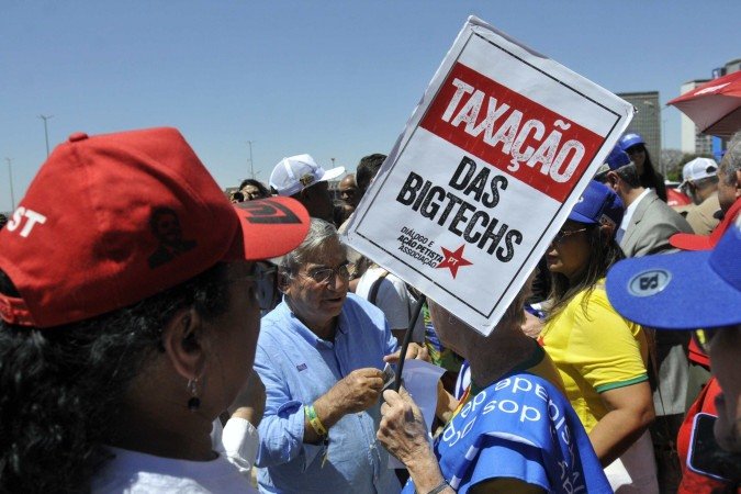  07/09/2025. Crédito: Minervino Júnior/CB/D.A Press. Brasil.  Brasilia - DF. Manifestação a favor do presidente Lula no Conic -  (crédito: Minervino Júnior/CB/D.A.Press)