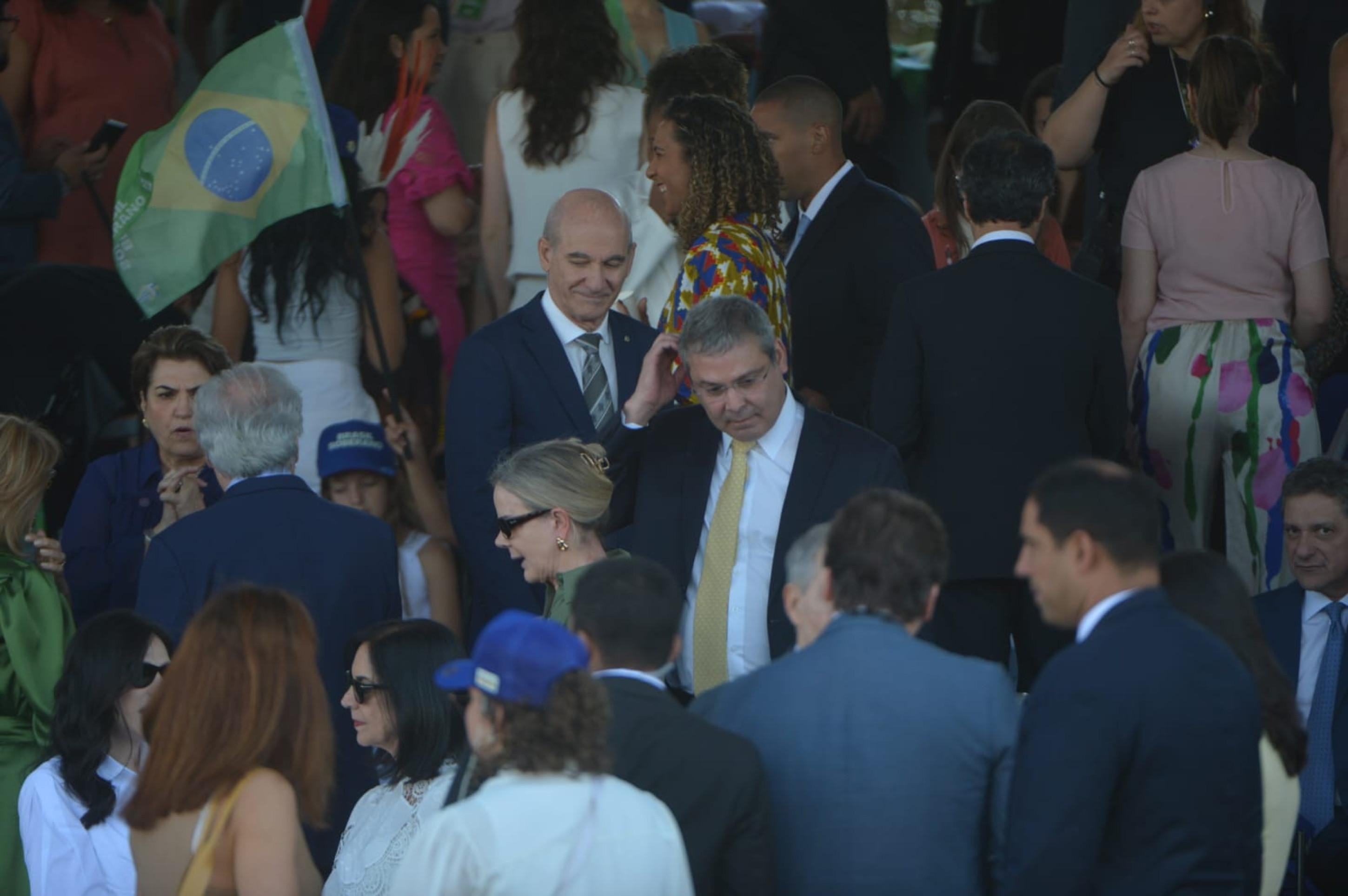 Autoridades presentes no desfile de 7 de Setembro