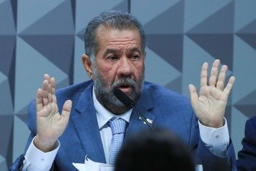 No documento, a legenda afirma que Lupi não possui cotas nem reservas orçamentárias  -  (crédito: Lula Marques/Ag&ecirc;ncia Brasil)
