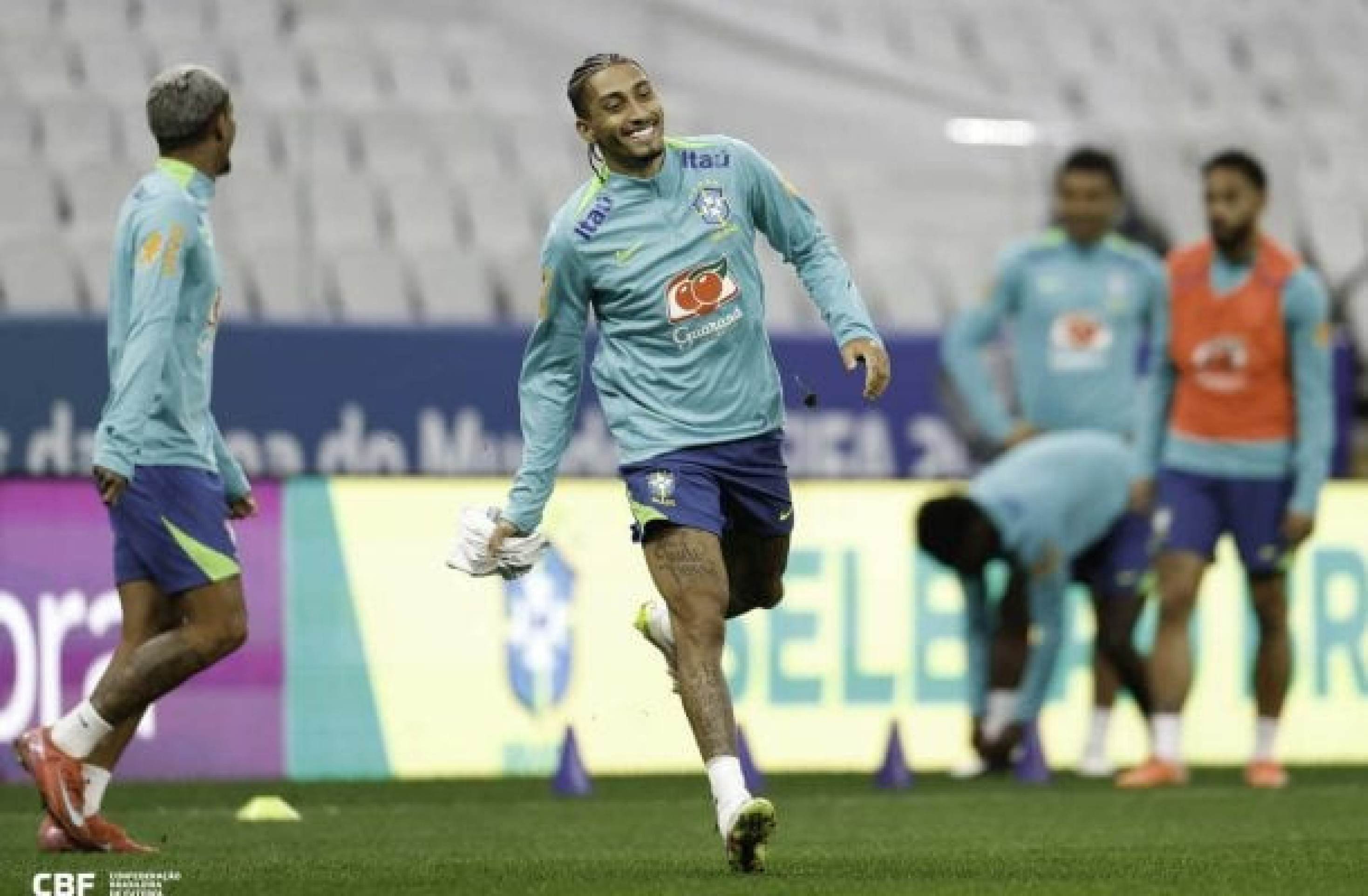 Jornal da Catalunha acusa Ancelotti de ‘proteger’ Real Madrid e ‘prejudicar’ Barcelona em jogo do Brasil na altitude