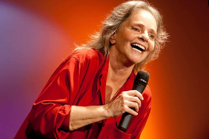 Já no final da vida, a artista foi à internet para fazer pedidos a fãs e amigos por doações financeiras - (crédito: Thais Gallart/Divulgação.) Já no final da vida, a artista foi à internet para fazer pedidos a fãs e amigos por doações financeiras - (crédito: Thais Gallart/Divulgação.)