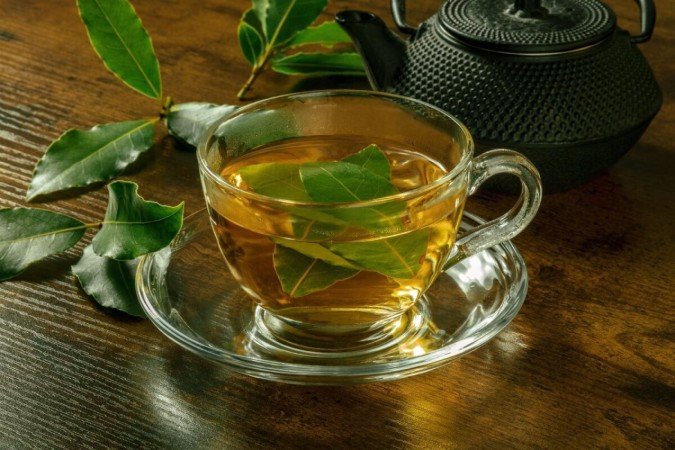 Chá de louro (Imagem: Plateresca | Shutterstock) - (crédito: EdiCase) Chá de louro (Imagem: Plateresca | Shutterstock) - (crédito: EdiCase)